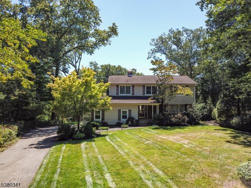 16 Macleay Rd, Montville, NJ, 07045-9724 | Card Image