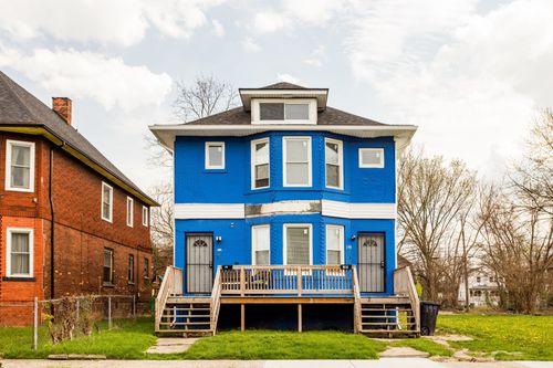 197 W Buena Vista St, Highland Park, MI, 48203-3237 | Card Image