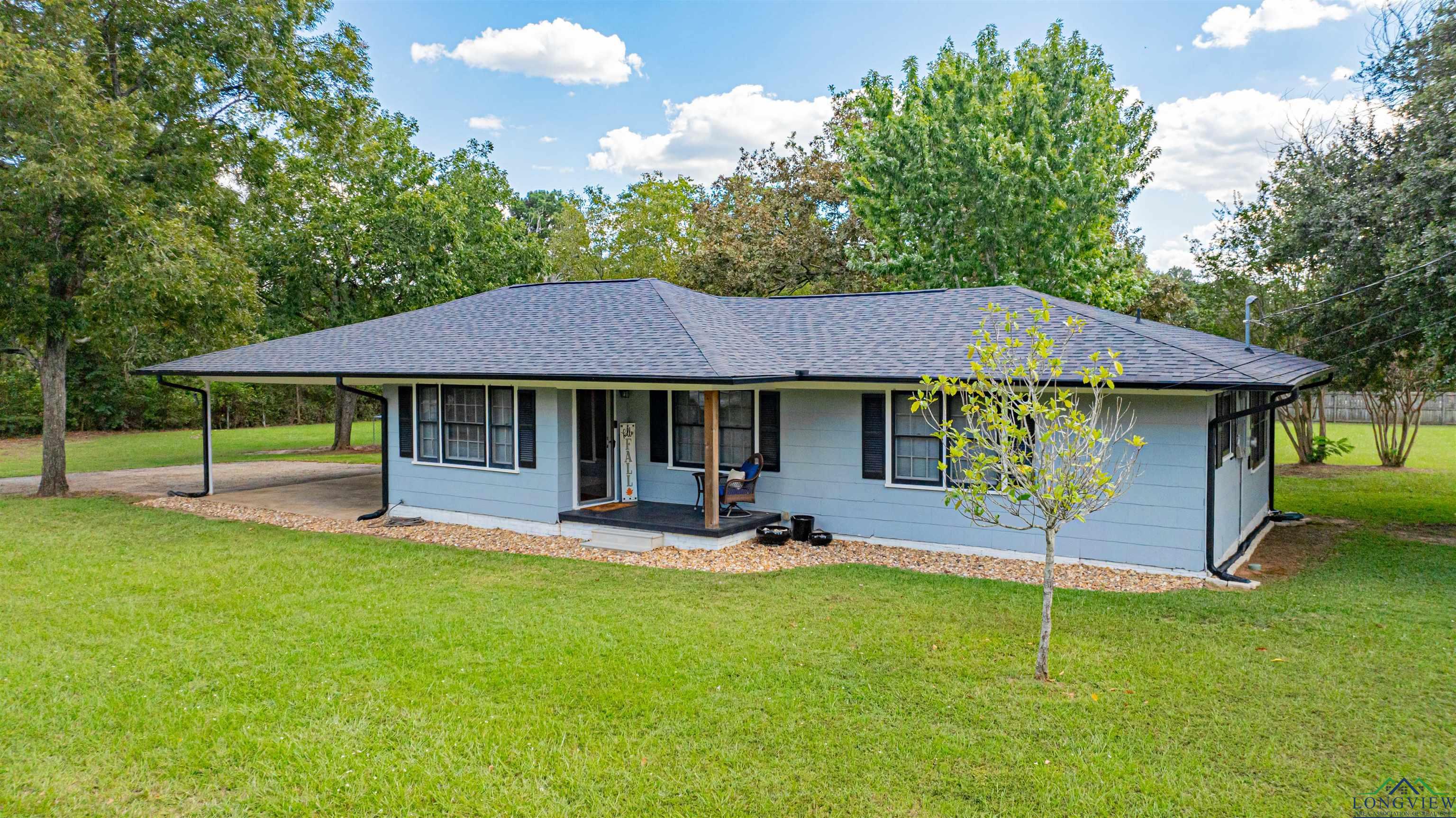 Pearl St, Kilgore, TX 75662