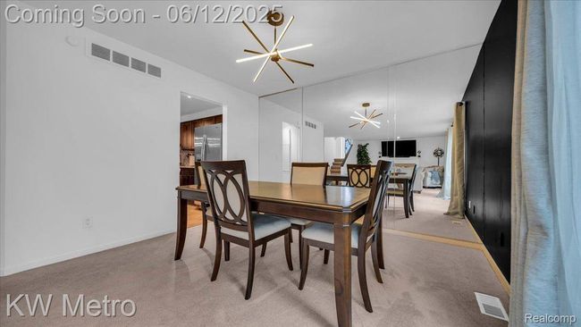 4013 Foxpointe Dr, Condo with 2 bedrooms, 3 bathrooms and null parking in West Bloomfield MI | Image 10