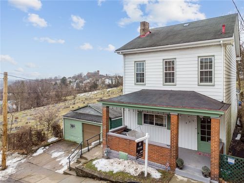 427 Walnut St, Mount Oliver, PA, 15210-2137 | Card Image