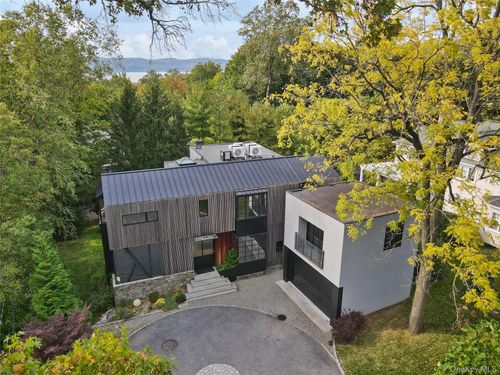 95 N Broadway, Irvington, NY, 10533-1263 | Card Image