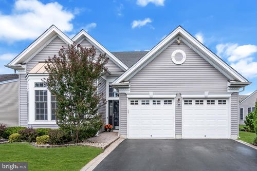19 Goddard Dr, EAST WINDSOR, NJ, 08512-2553 | Card Image