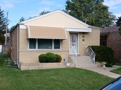 215 W 146th St, Riverdale, IL, 60827-2714 | Card Image