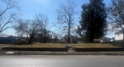 201 W Main St, Vienna, IL, 62995-1777 | Card Image