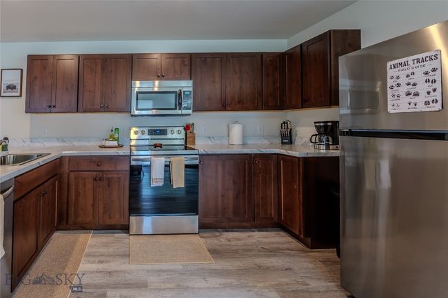 All appliances in all units included. | Image 4