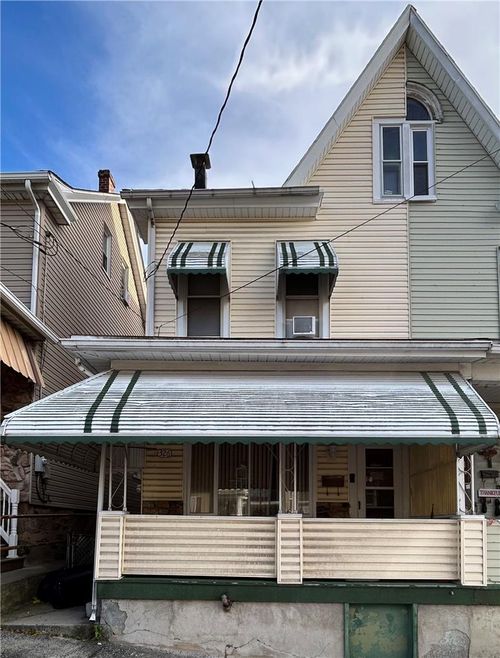 326 W Ridge St, Lansford, PA, 18232-1114 | Card Image