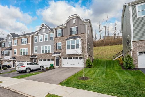 412 Greenwood Dr, Canonsburg, PA, 15317 | Card Image