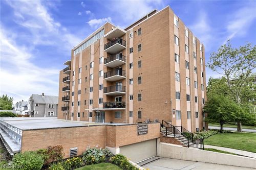 204-12029 Clifton Blvd, Lakewood, OH, 44107-2101 | Card Image