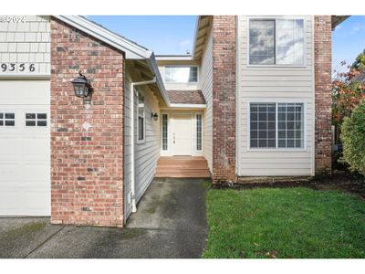 9356 Se Dundee Ct, House other with 3 bedrooms, 3 bathrooms and 2 parking in HappyValley OR | Image 2