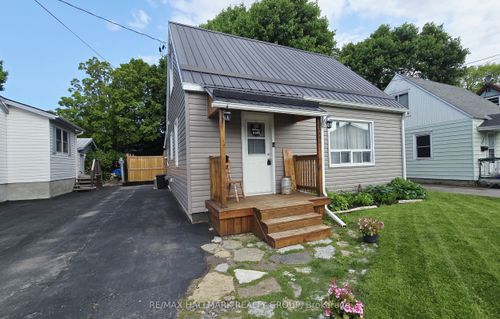 231 William Ave, Renfrew, ON, K7V2Z4 | Card Image
