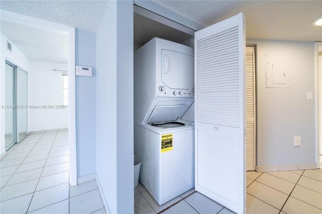 APT-308 - 2600 Collins Ave, Condo with 2 bedrooms, 4 bathrooms and null parking in Miami Beach FL | Image 15