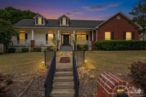 2100 St Andrews Dr, Cantonment, FL, 32533-6844 | Card Image