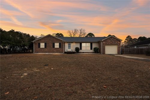 3555 Sturbridge Dr, Hope Mills, NC, 28348-2153 | Card Image