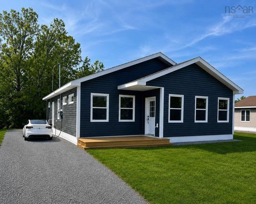 164 Oak St, Pictou, NS, B0K1H0 | Card Image