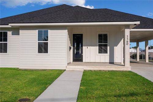1160 Avenue C, Westwego, LA, 70094-4911 | Card Image