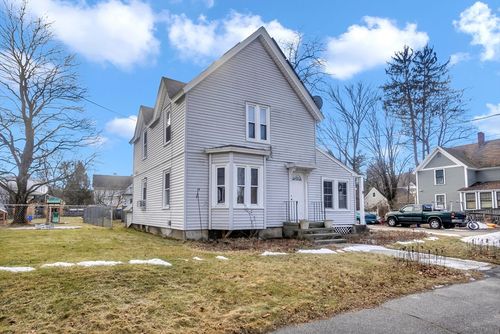 11 Park Ave, Monson, MA, 01057-1408 | Card Image