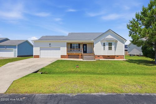 304 Pine Ridge Ln, Holly Ridge, NC, 28445-7976 | Card Image