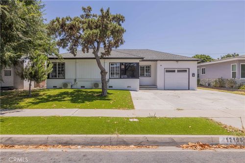 12108 Dunrobin Ave, Downey, CA, 90242-3002 | Card Image