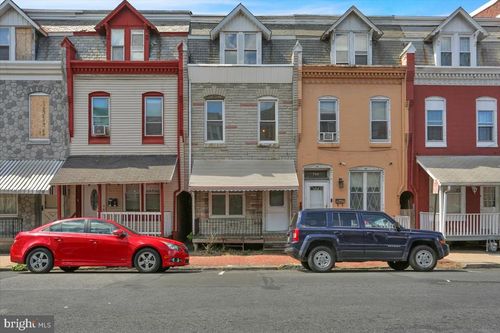 748 N 11th St, READING, PA, 19604-2504 | Card Image
