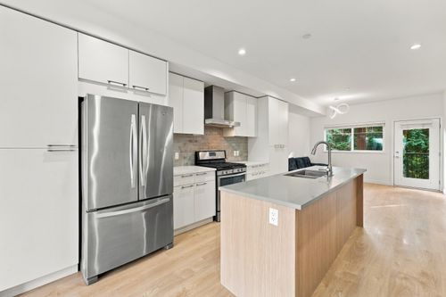 25-22810 113 Ave, Maple Ridge, BC, V2X3N2 | Card Image