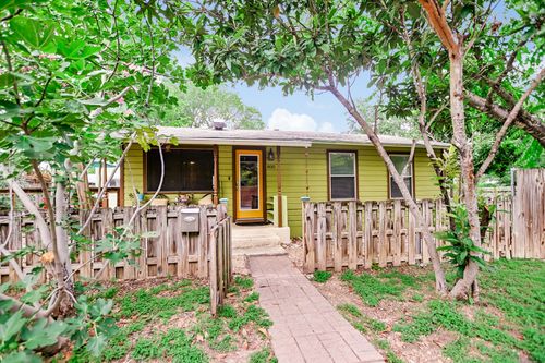 800 W Monroe St, Austin, TX, 78704-3460 | Card Image