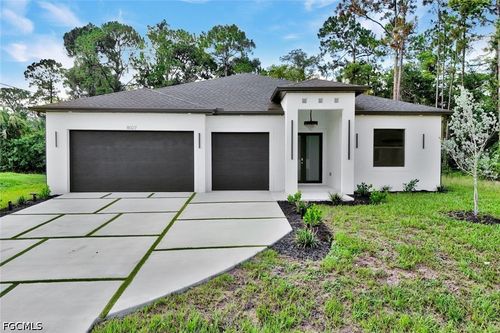 8027 Royal Cir, Labelle, FL, 33935-5539 | Card Image