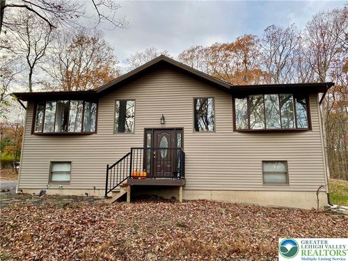 115 White Oak Ct, Tannersville, PA, 18372-7827 | Card Image