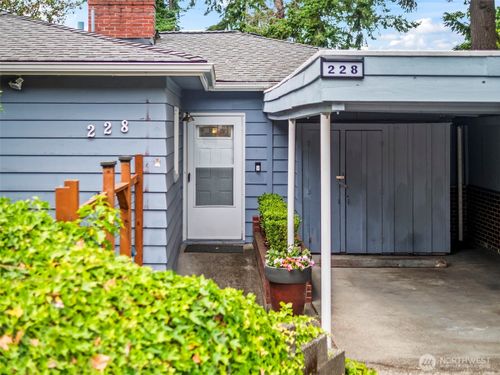 228 Farragut Ave, Port Orchard, WA, 98366 | Card Image