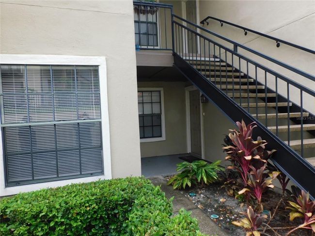 102 - 200 Afton Square, Condo with 2 bedrooms, 2 bathrooms and null parking in Altamonte Springs FL | Image 1