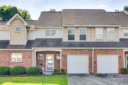 349 Valley Brook Ln Se, Concord, NC, 28025-3689 | Card Image