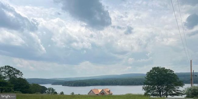 542 Hidden Acres Rd, House other with 3 bedrooms, 3 bathrooms and null parking in MOUNT STORM WV | Image 74