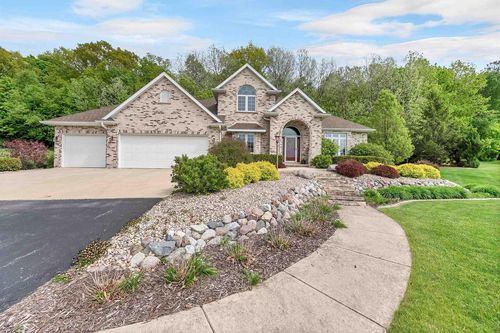 2668 Nickel Ledge Road, Rockland, WI, 54115 | Card Image