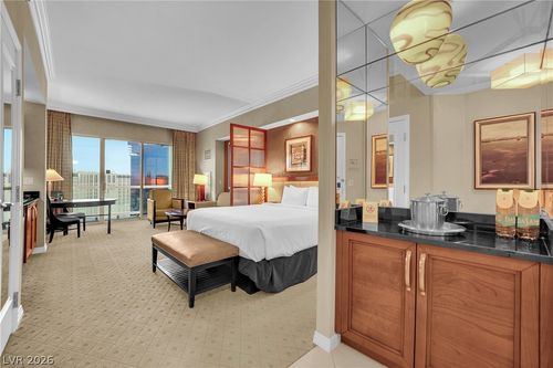 3107-145 E Harmon Ave, Las Vegas, NV, 89109-4504 | Card Image