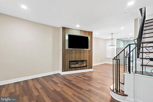 5611 Stewart St, PHILADELPHIA, PA, 19131-3405 | Card Image