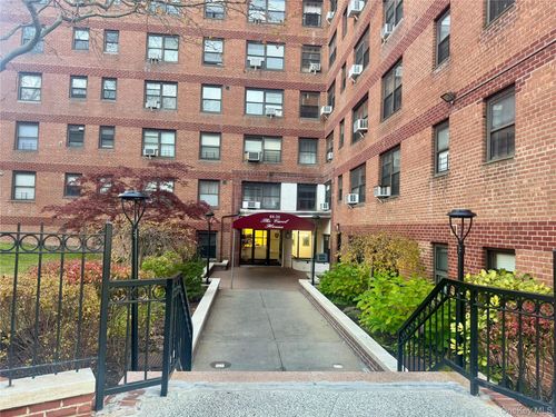 7f-64-34 102nd St, Rego Park, NY, 11374-3640 | Card Image