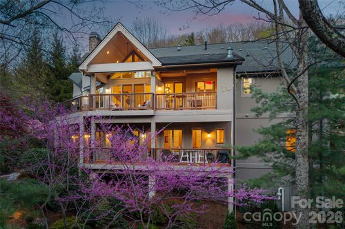 256 Senator Reynolds Rd, Asheville, NC, 28804-8306 | Card Image