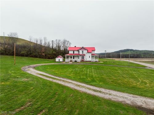 19114 Licking Valley Road, Frazeysburg, OH, 43830 | Card Image
