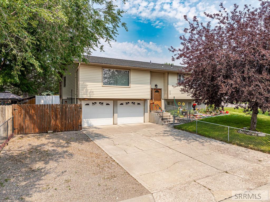Holman Ave, Pocatello, ID 83201