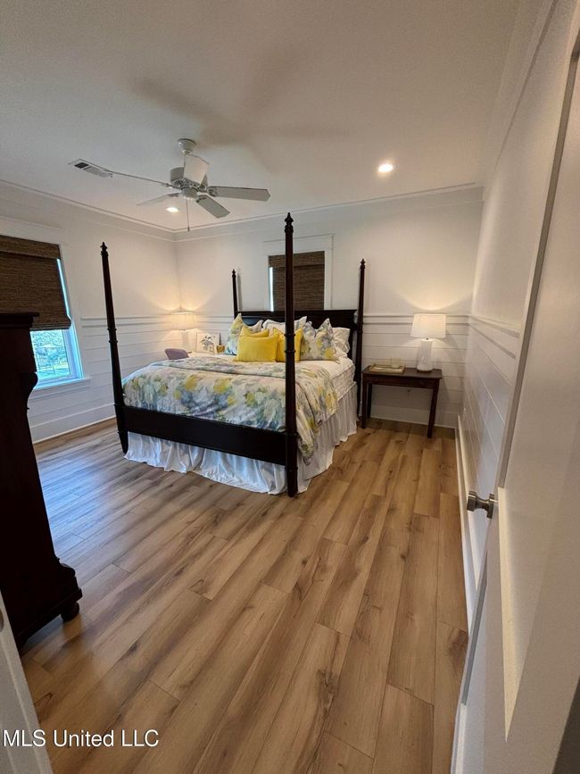 Bedroom Floor 2 | Image 7