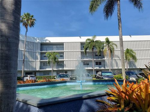 apt-111-875 Ne 195th St, Miami, FL, 33179-3405 | Card Image