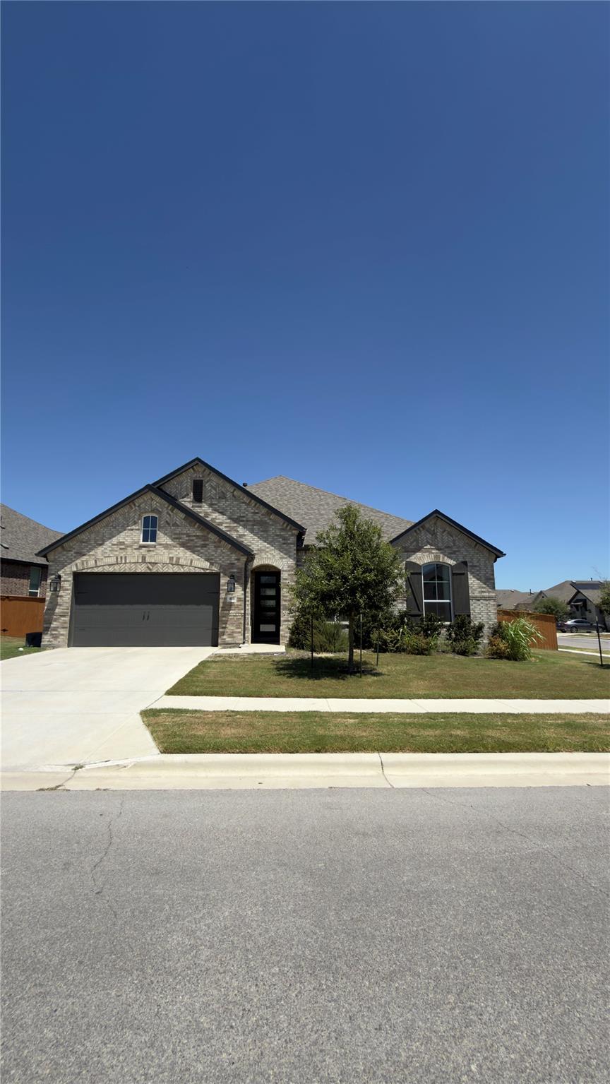 Residential Lease in Kyle 2