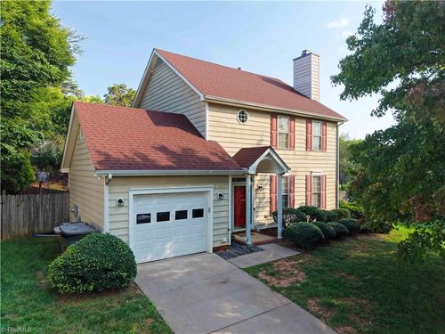 19 Crestbrook Ct, Greensboro, NC, 27455-1487 | Card Image