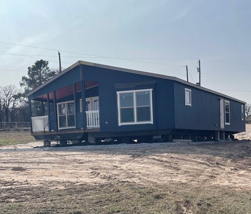 201 Farmhouse Rd, Springtown, TX, 76082-5661 | Card Image