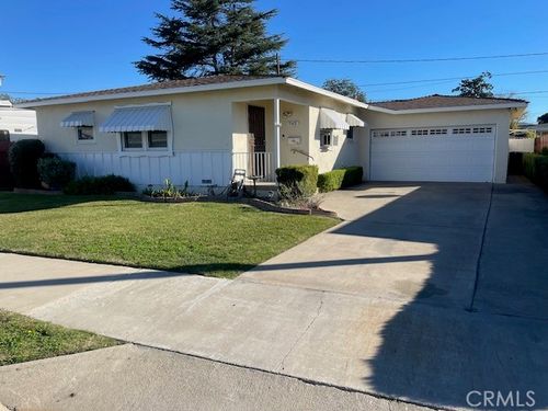 745 N Shirley Dr, Orange, CA, 92867-7119 | Card Image