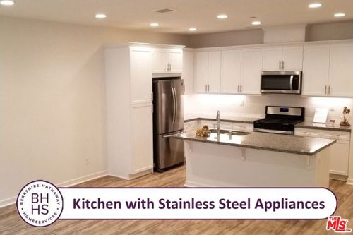28629 Solana Ct, Valencia, CA, 91354-3098 | Card Image