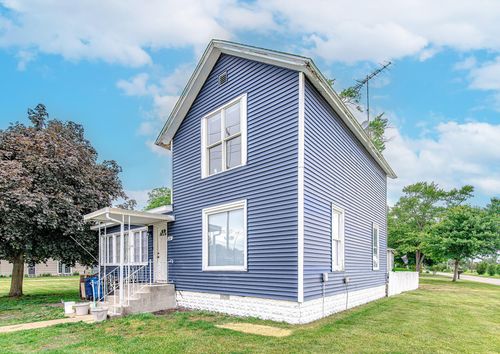 201 E High St, Wanatah, IN, 46390 | Card Image