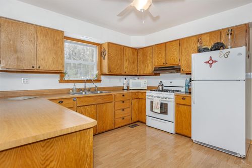 6556 N Magruder Rd, Coleman, MI, 48618-9569 | Card Image