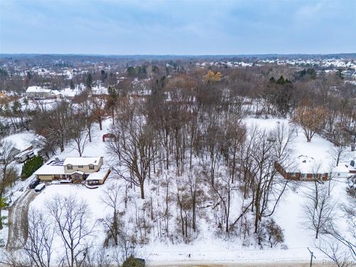 31061 Glenmuer St, Farmington Hills, MI, 48334-1036 | Card Image