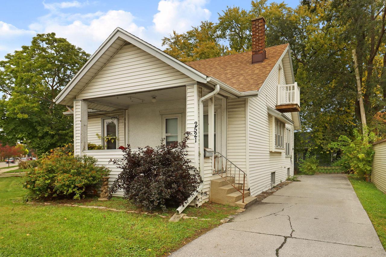 Residential Income in RACINE 4